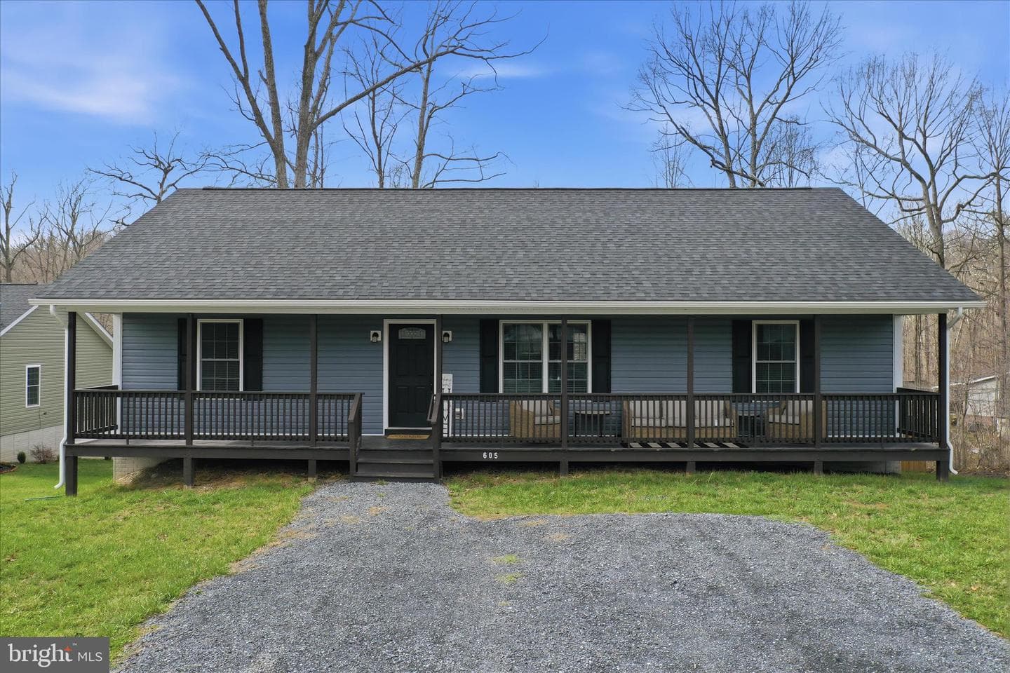 605 Western Lane photo 2