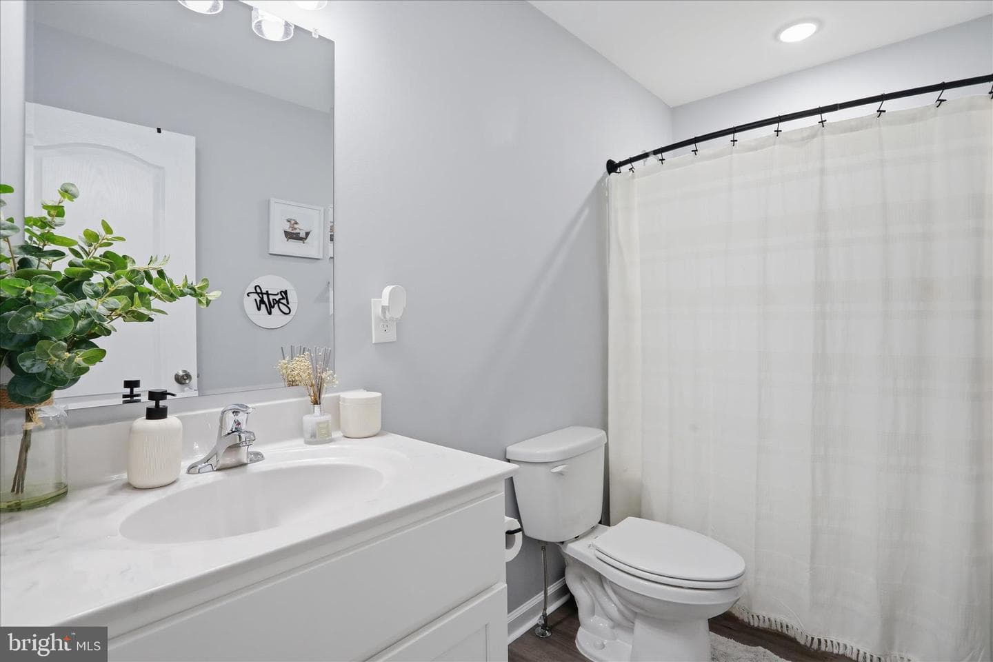 605 Western Lane photo 24