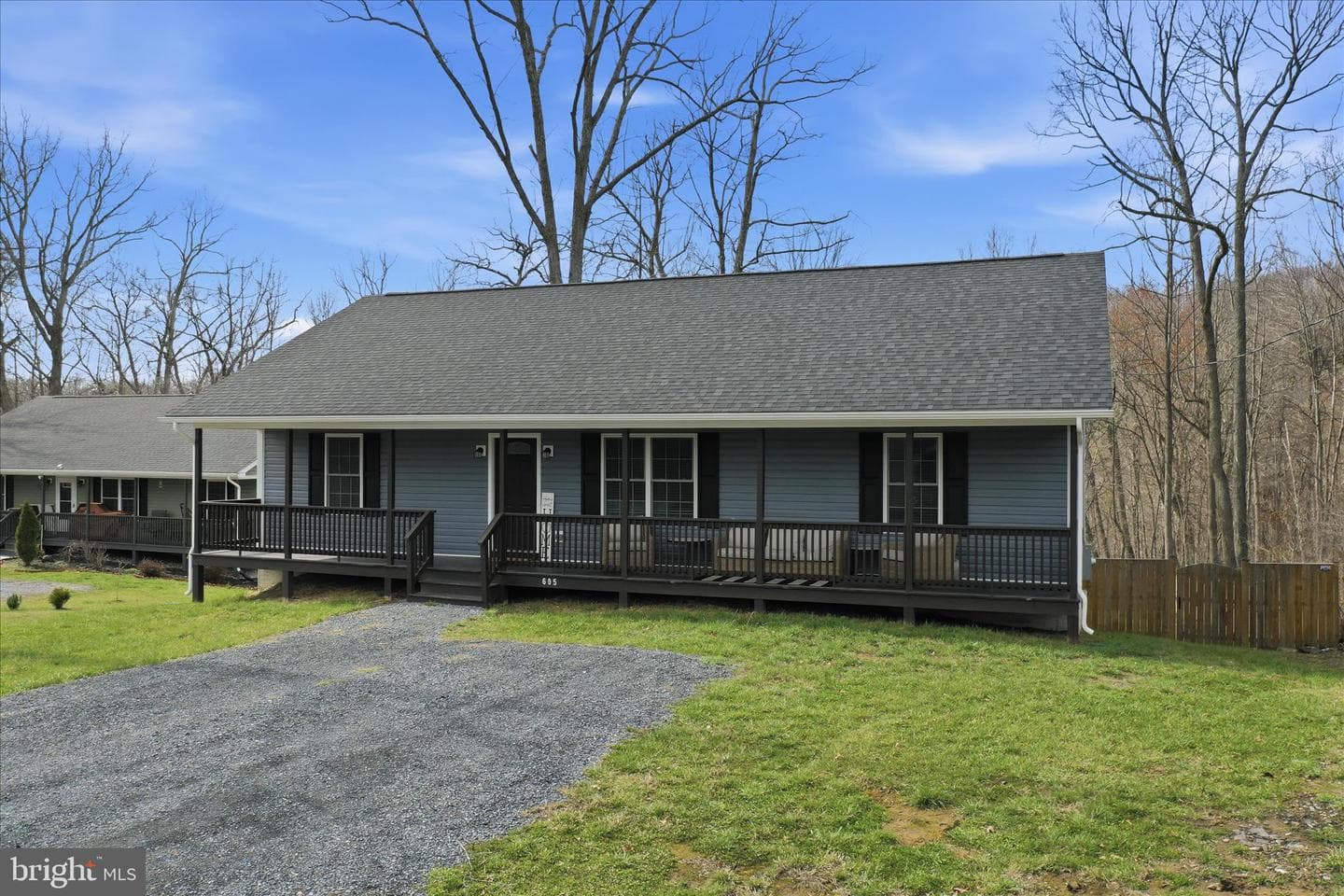 605 Western Lane photo 4