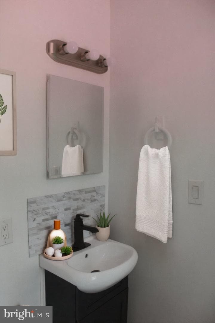 28 Henry Way photo 12