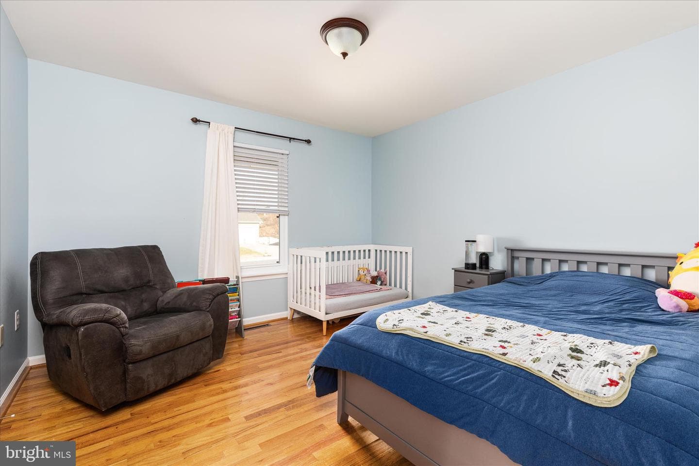 1112 Ashby Street photo 17