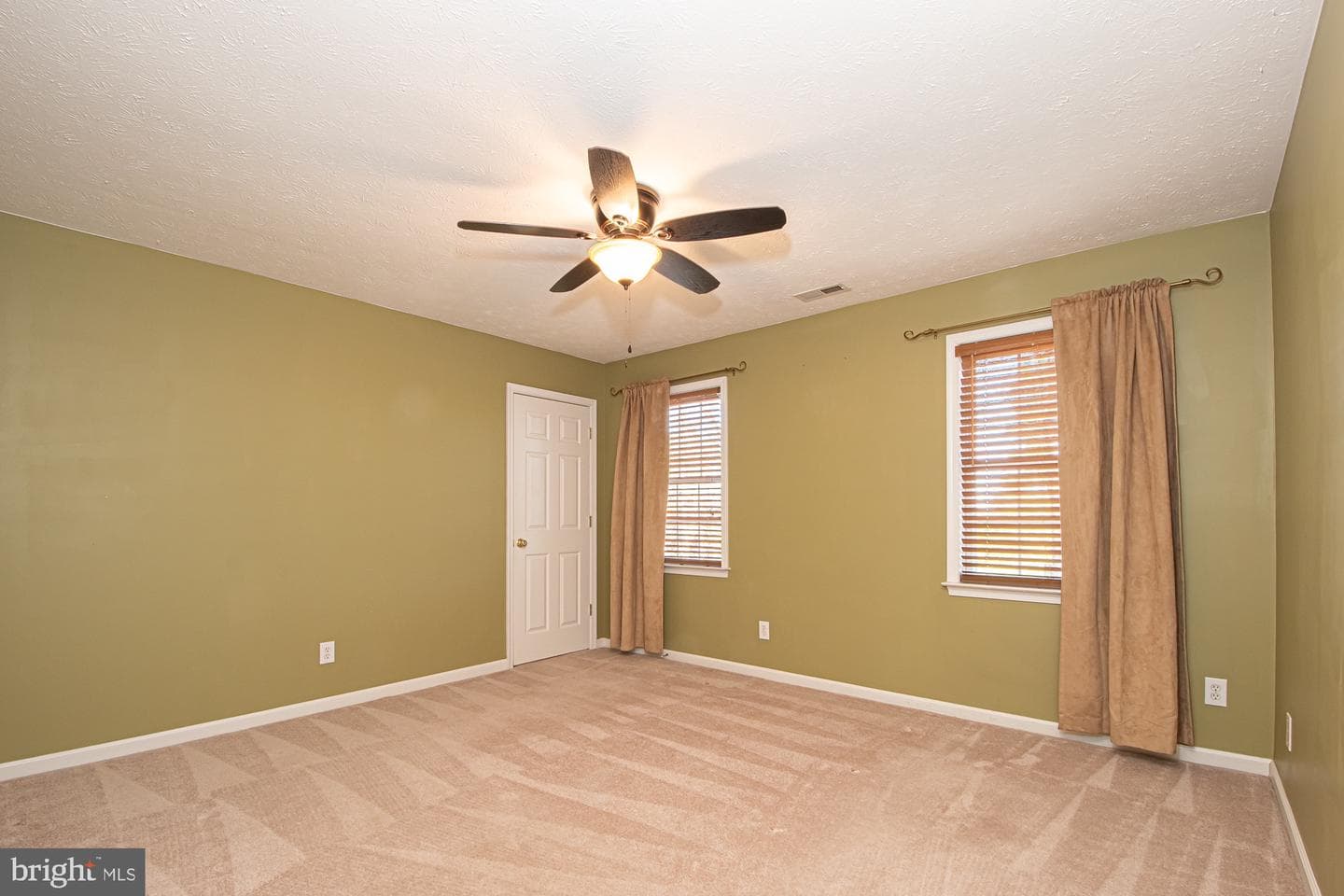 646 Guard Hill Road photo 37