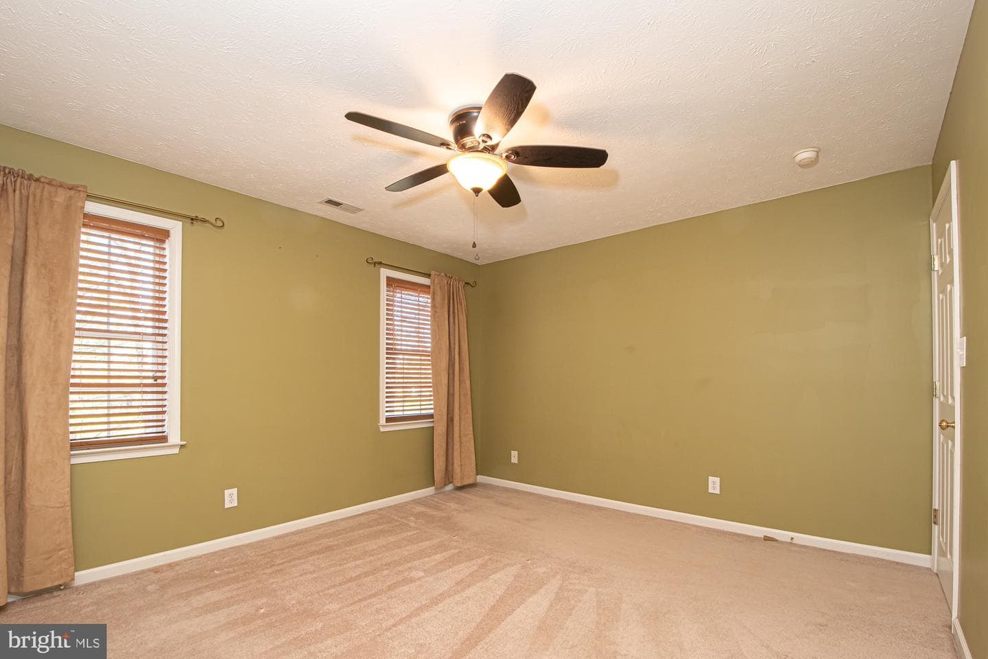 646 Guard Hill Road photo 38