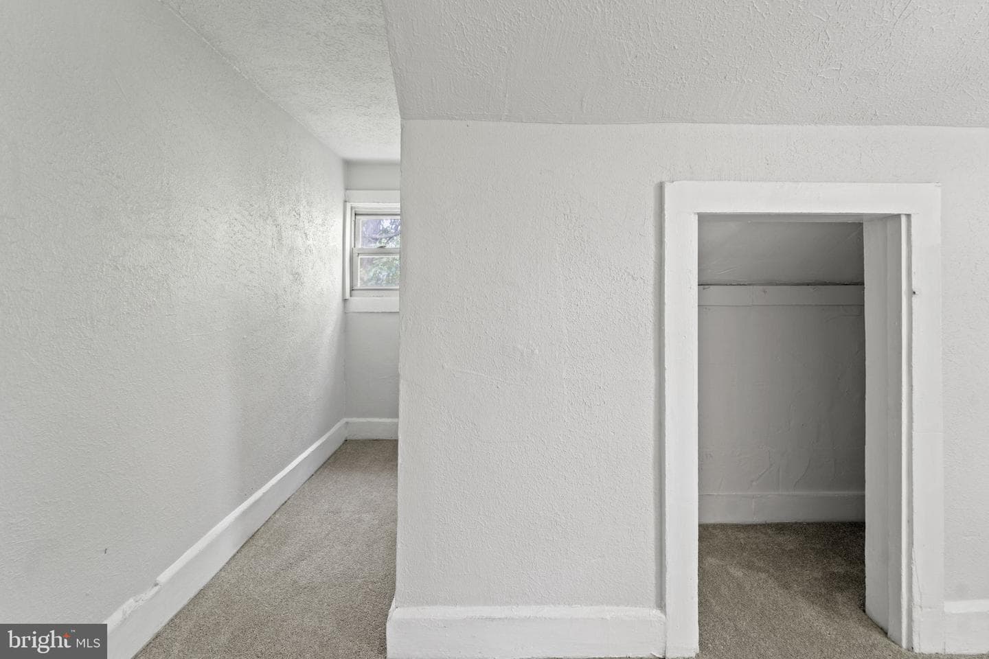630 Midland Avenue photo 42