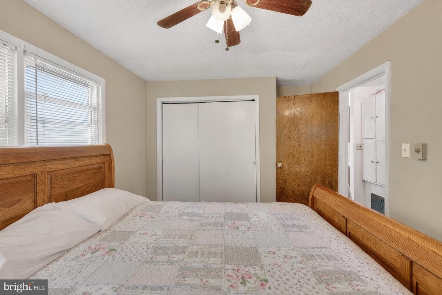 944 Highridge Road photo 13