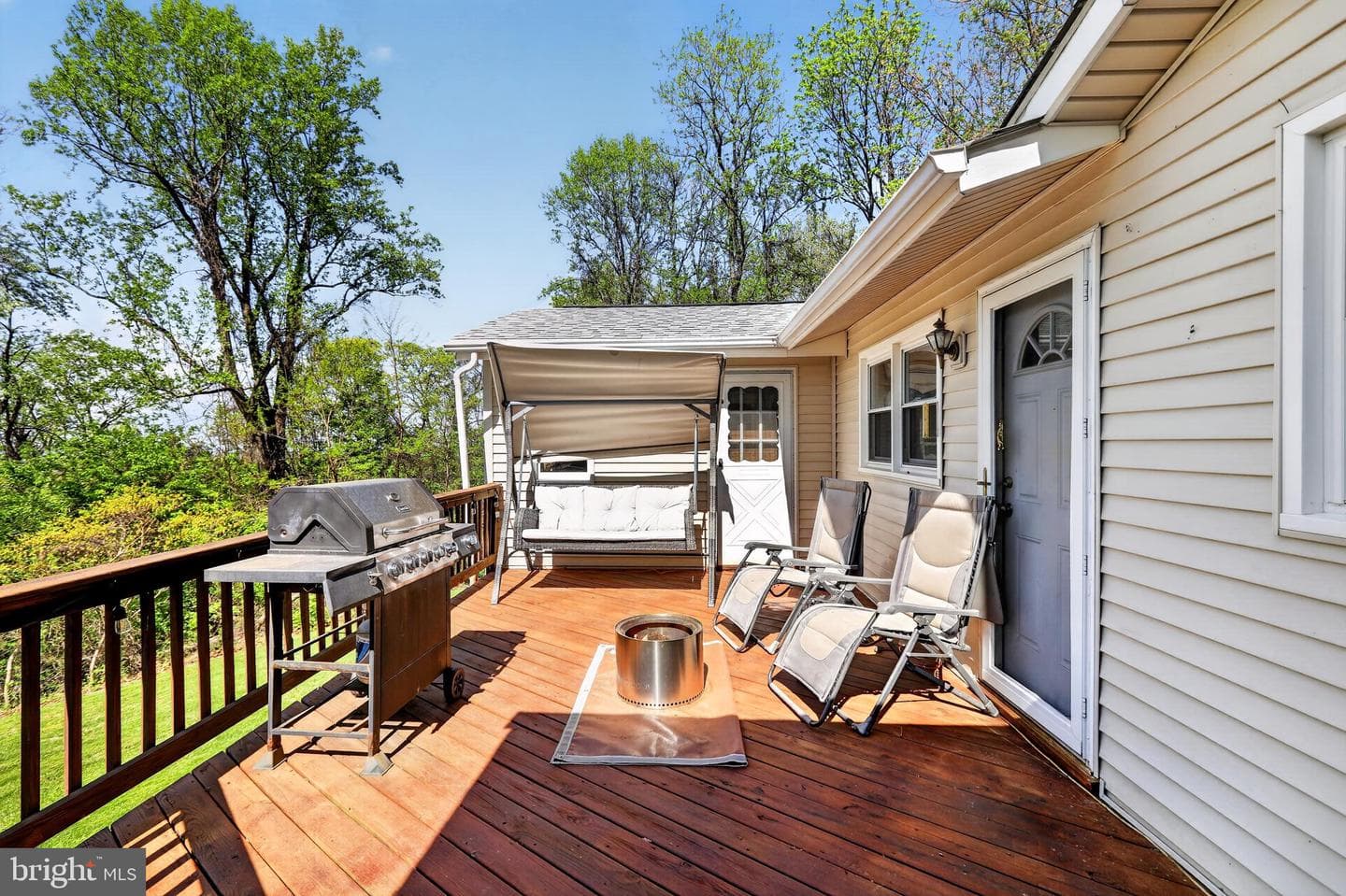 944 Highridge Road photo 27