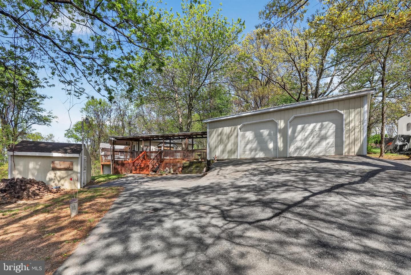 944 Highridge Road photo 29