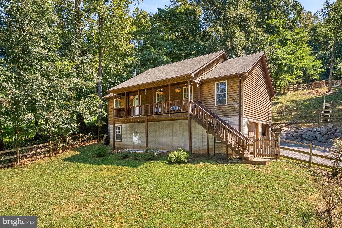 806 Windy Way photo 2