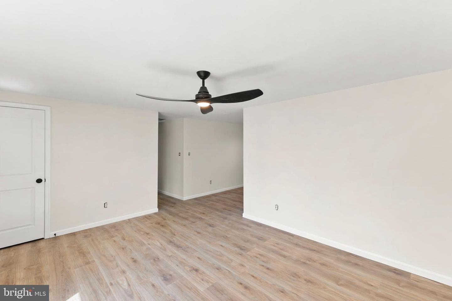 101 W 17th Street photo 5