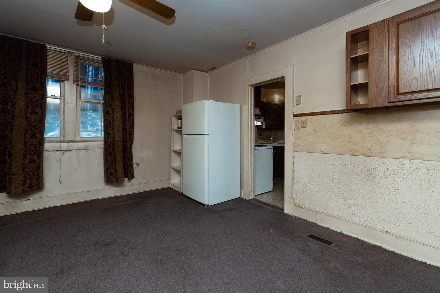 311 Grand Avenue photo 16