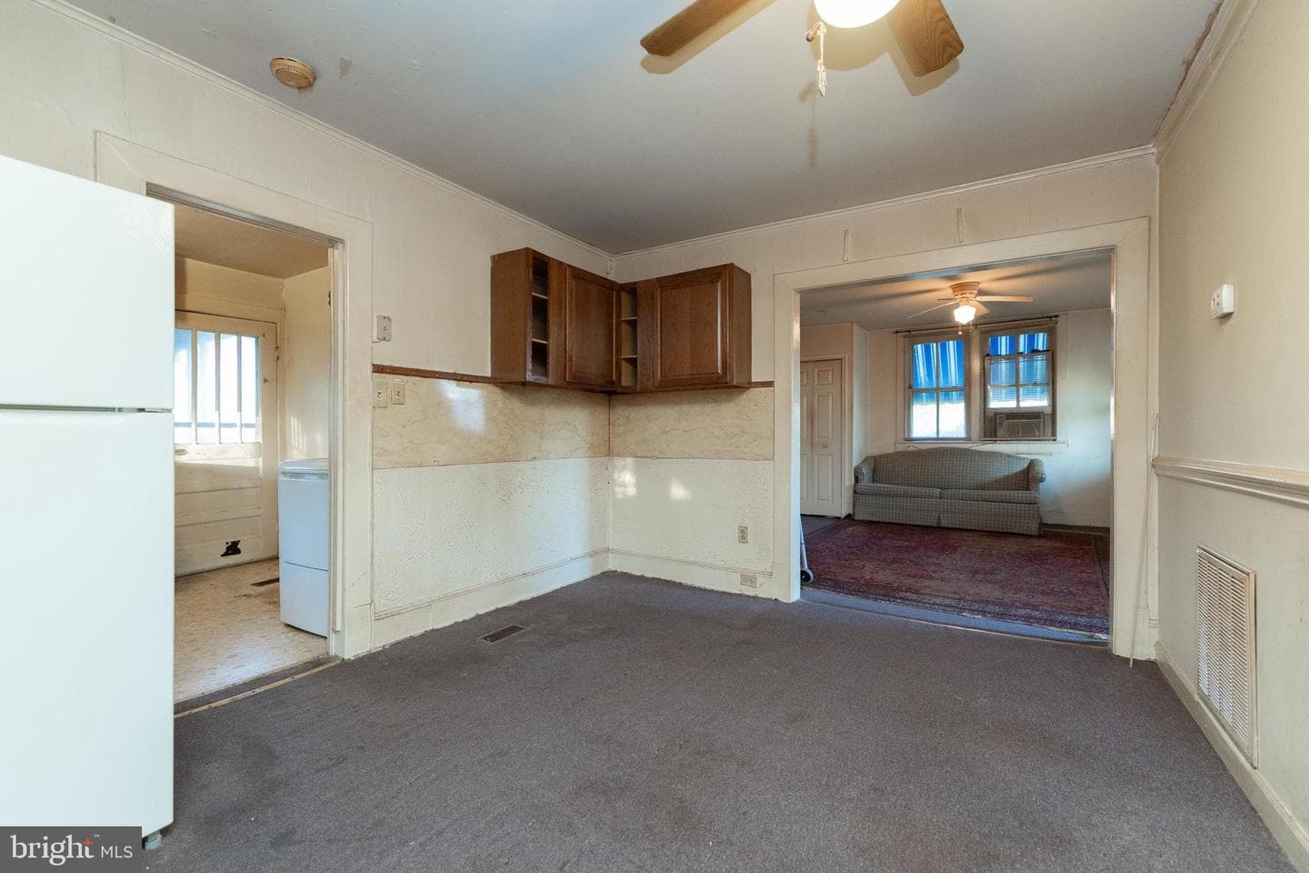 311 Grand Avenue photo 22