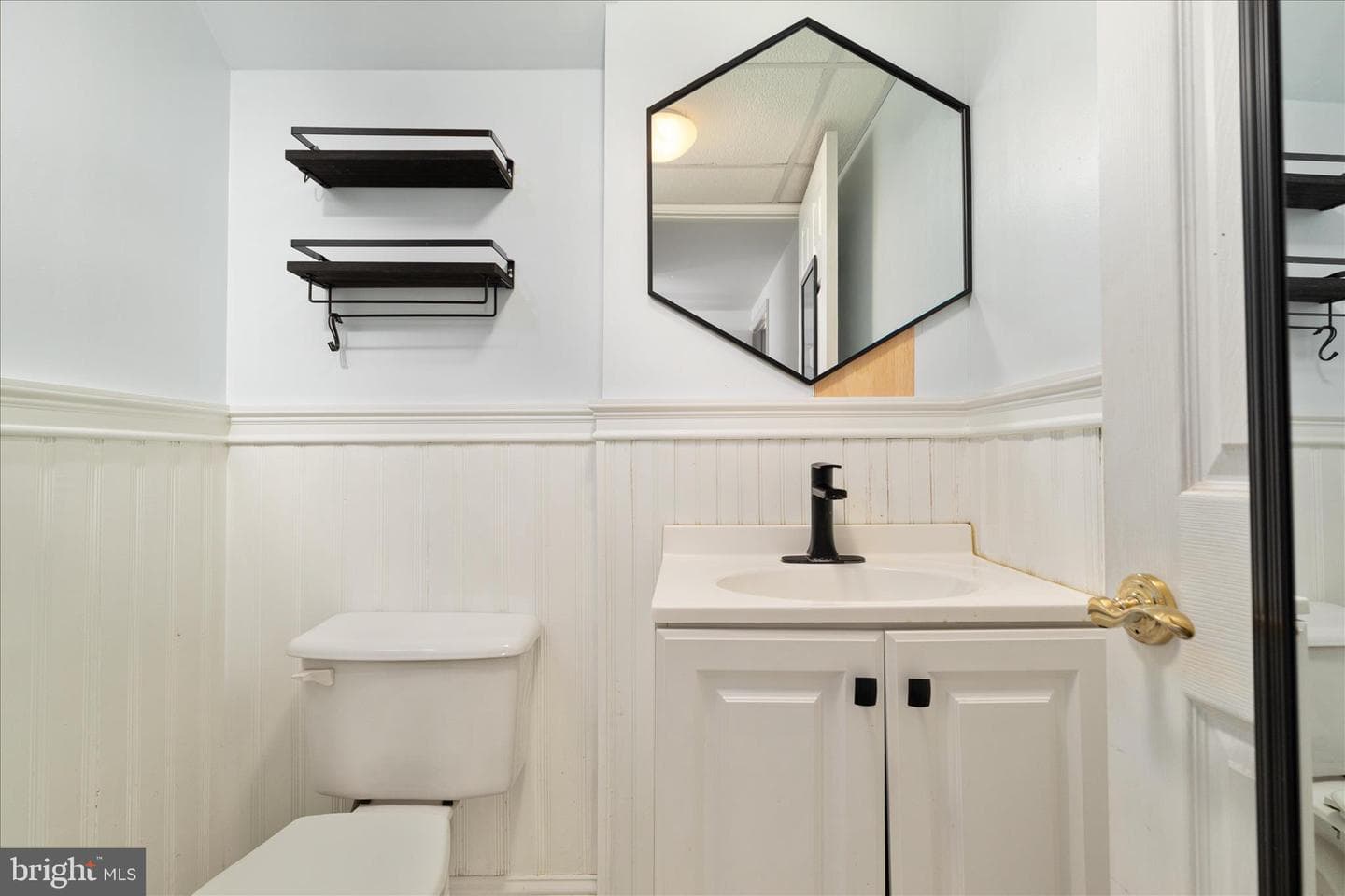 1048 Wine Street photo 21