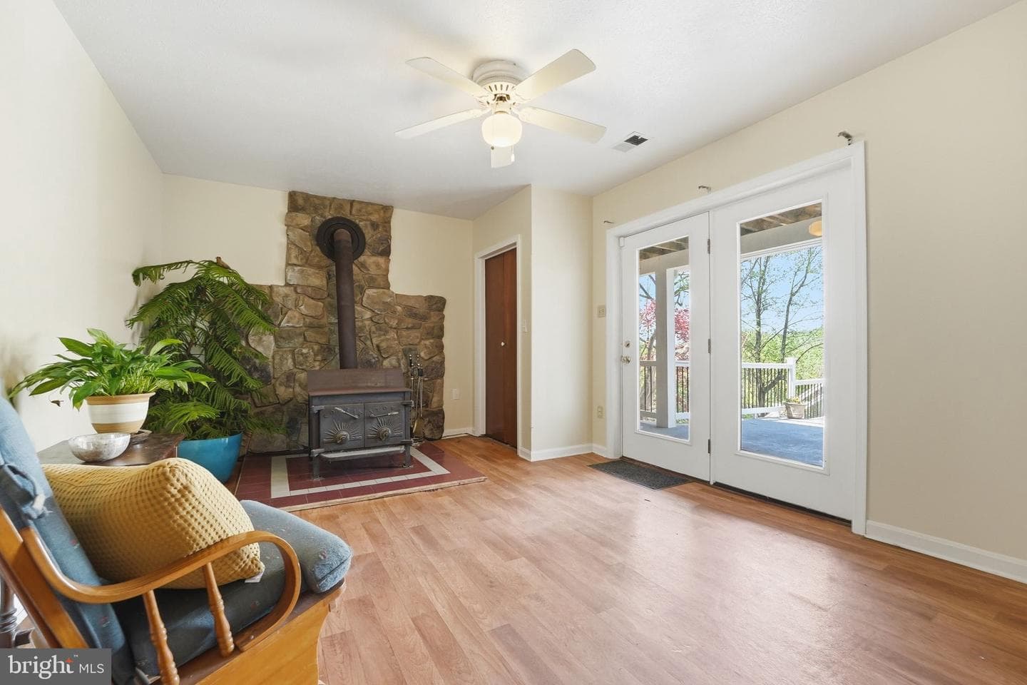 648 Creek Road photo 11