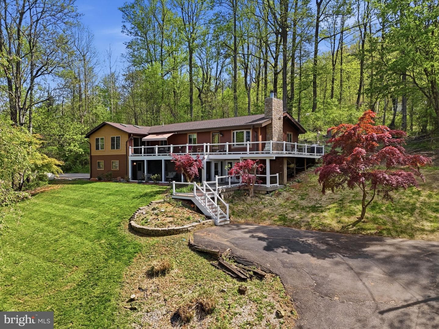 648 Creek Road photo 3