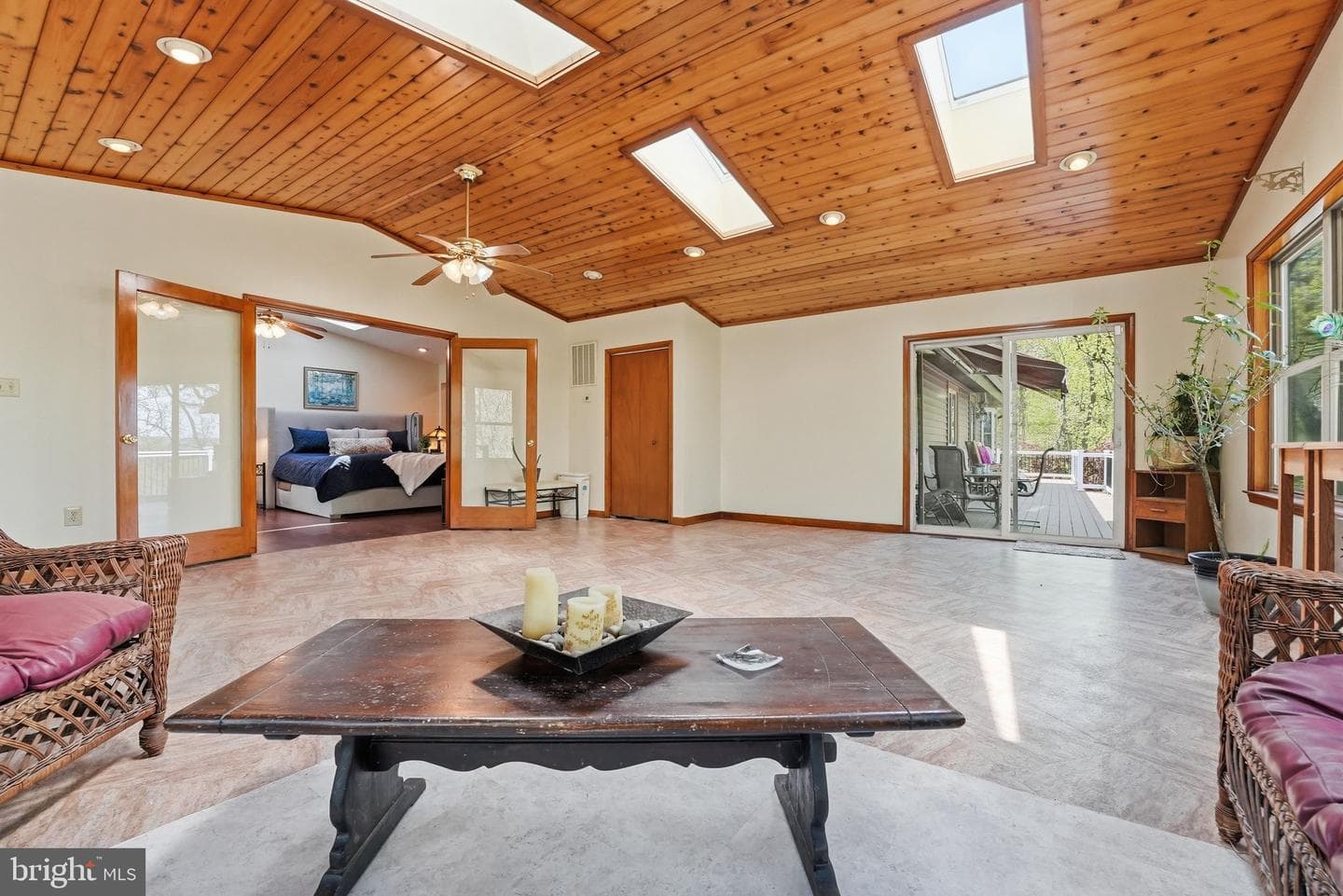 648 Creek Road photo 34