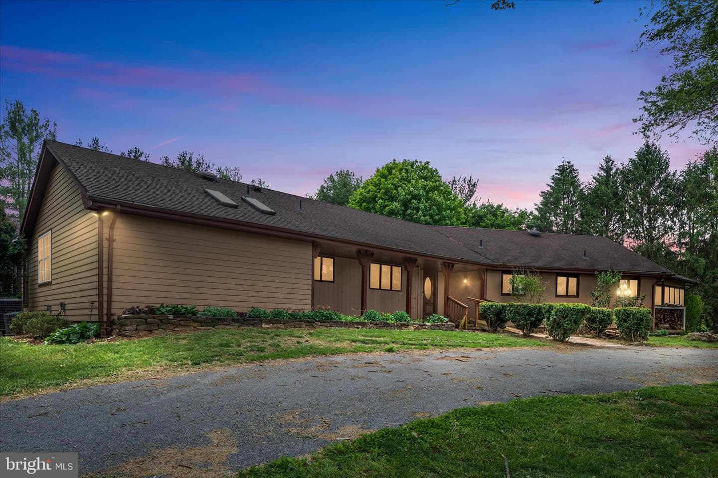 263 Bowling Green Road photo 1