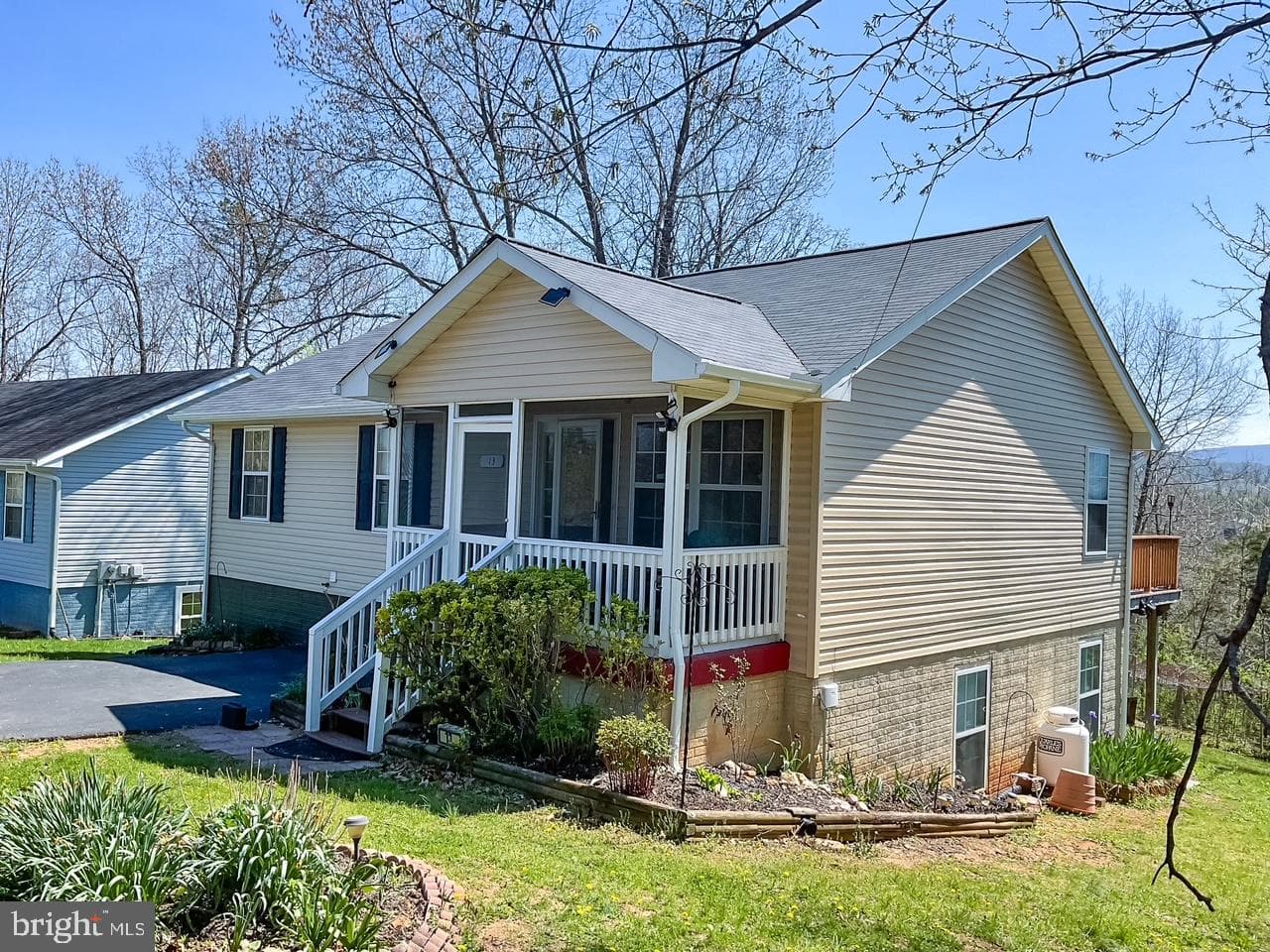 13 Crestview Drive photo 18