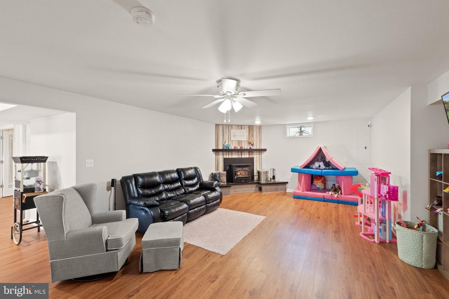 126 Fox Chase Drive photo 36