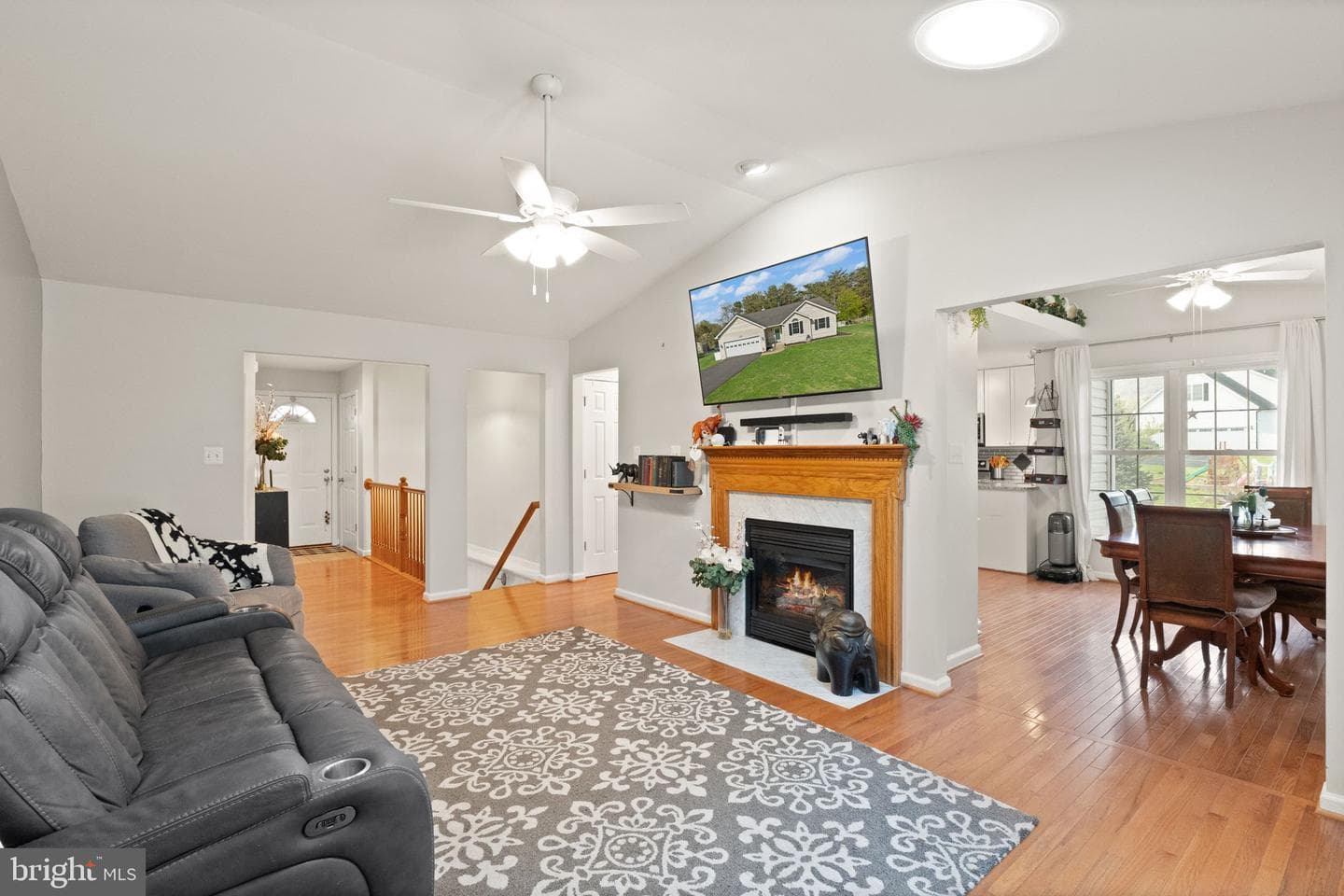 126 Fox Chase Drive photo 9