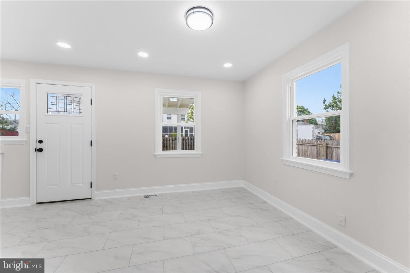 227 Manassas Avenue photo 12