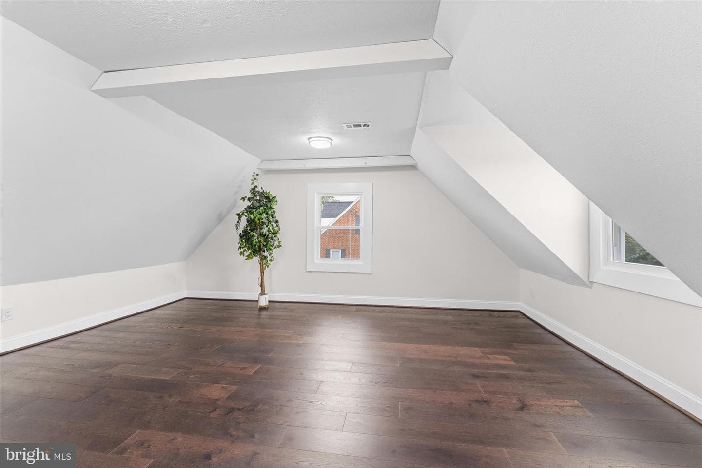 227 Manassas Avenue photo 18