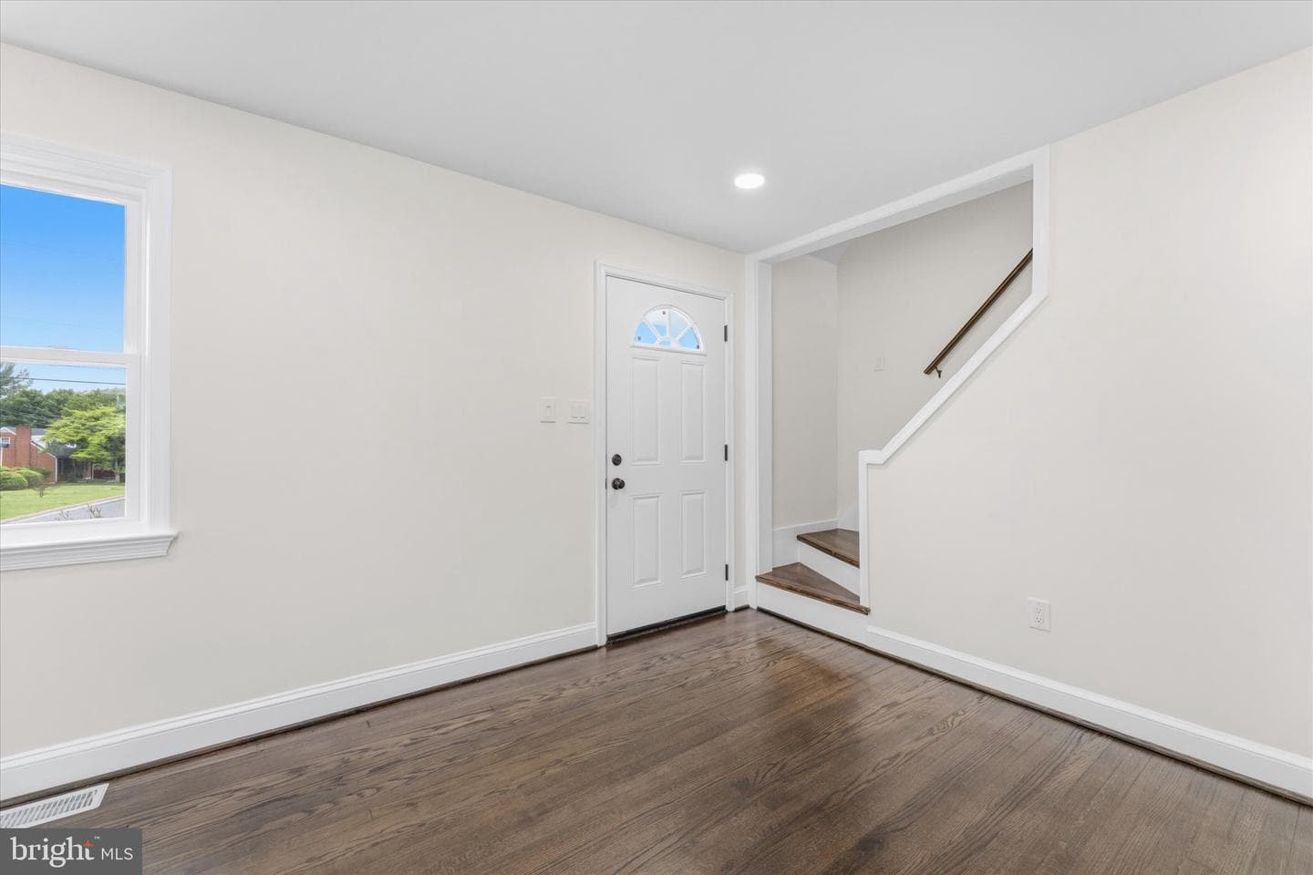 227 Manassas Avenue photo 5