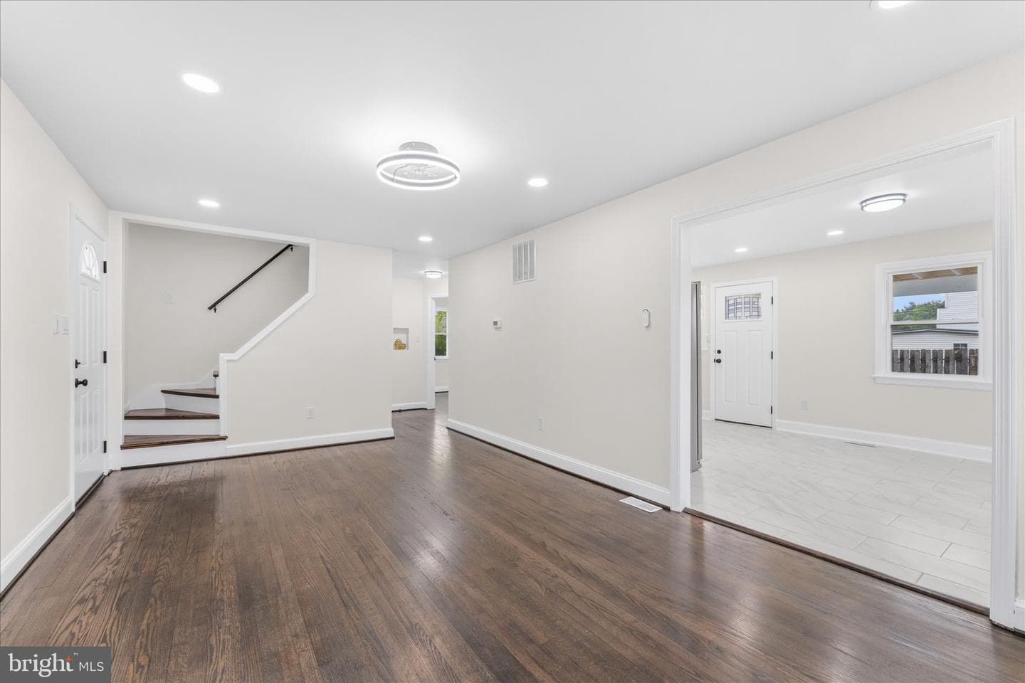 227 Manassas Avenue photo 8