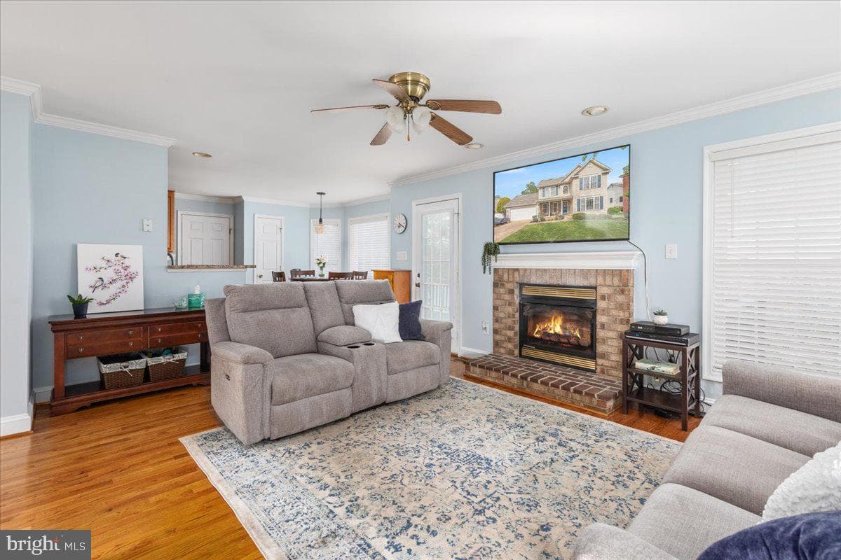 1132 Happy Ridge Drive photo 4
