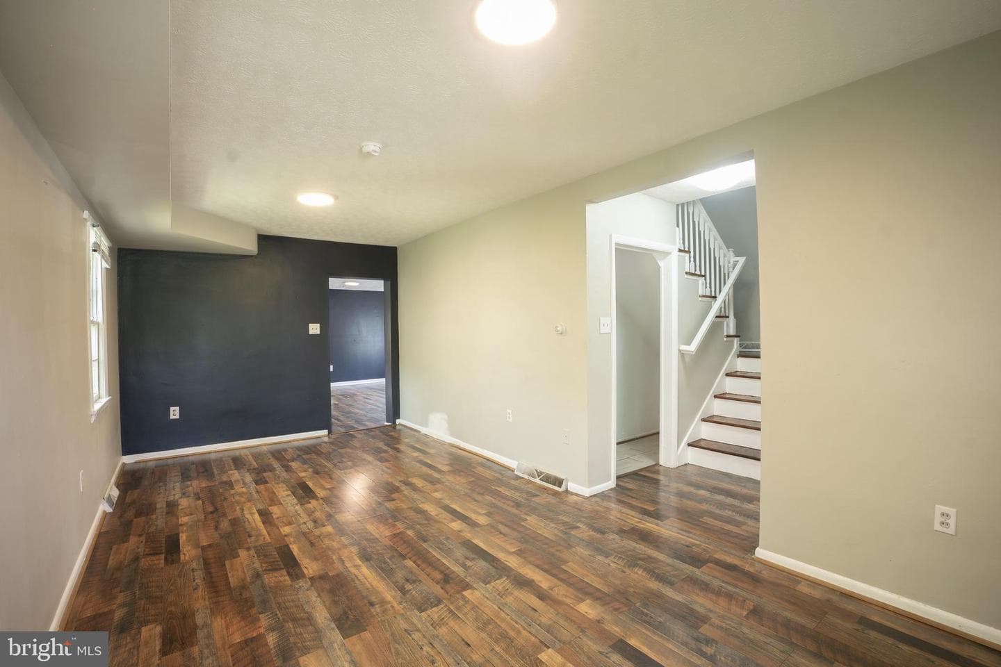 452 Acton Street photo 5
