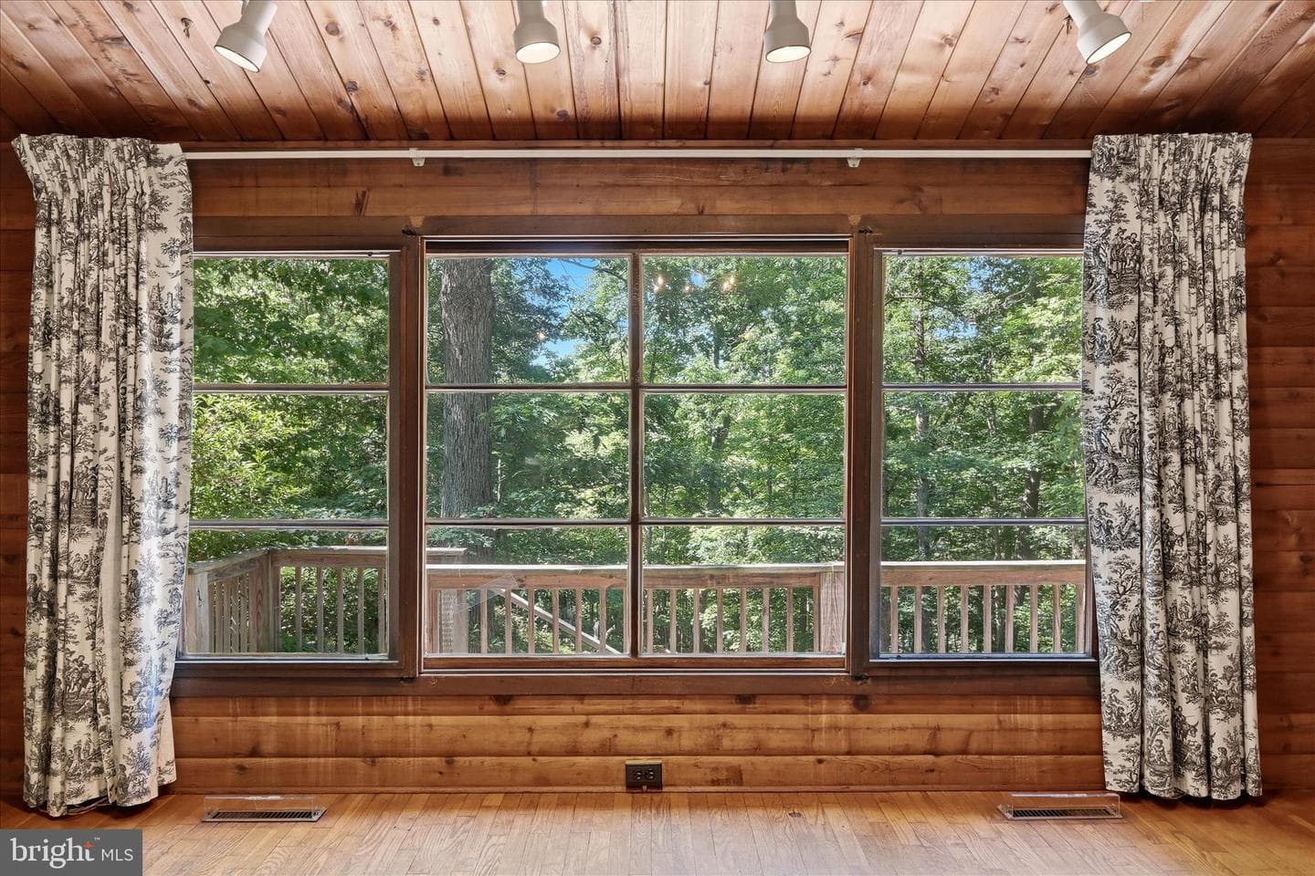 198 Spruce Road photo 23