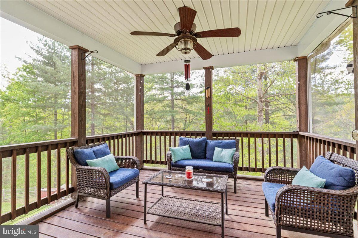220 Deerhaven Road photo 26