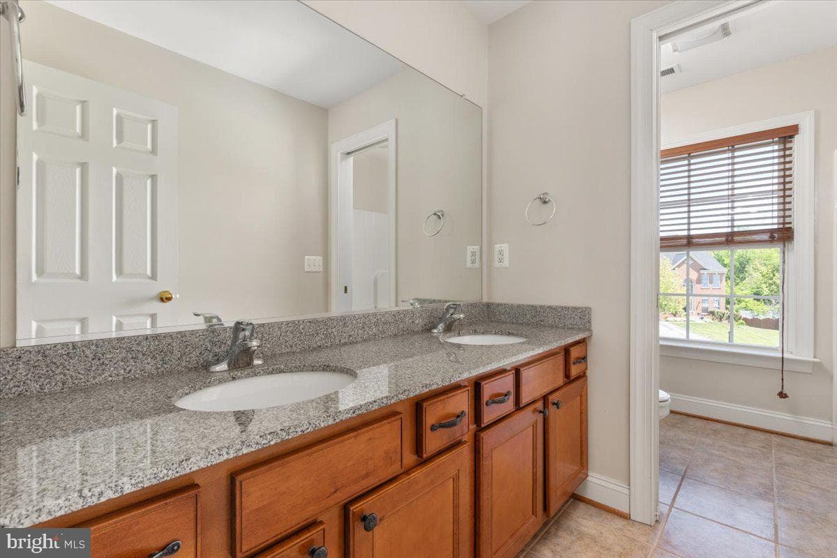849 Village Court photo 32