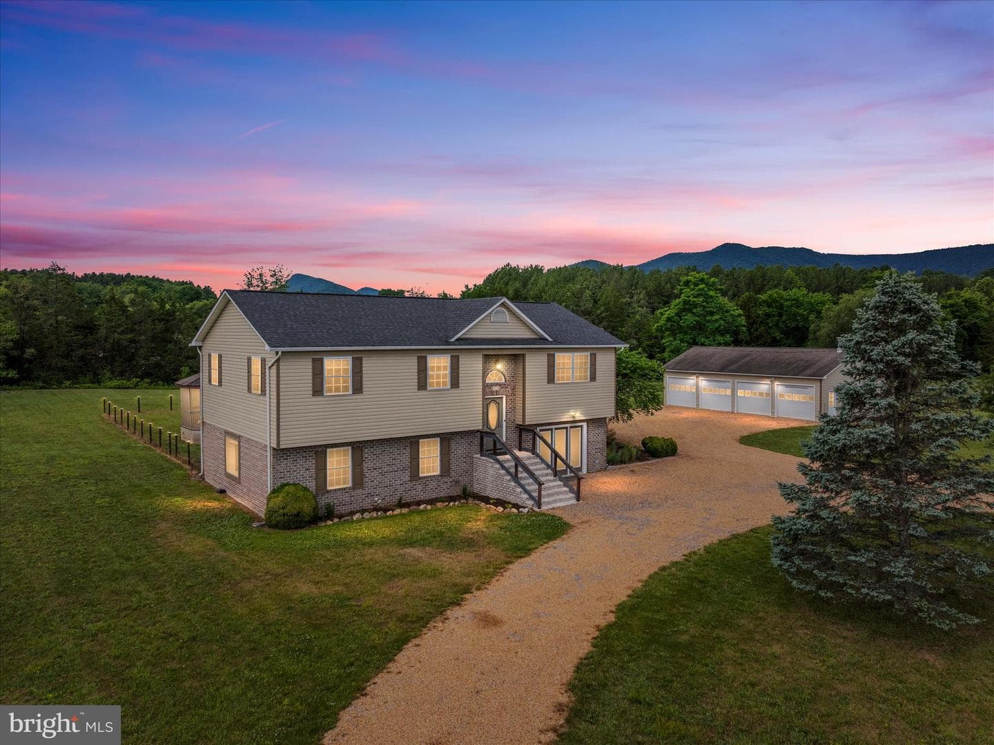 312 Southern Drive