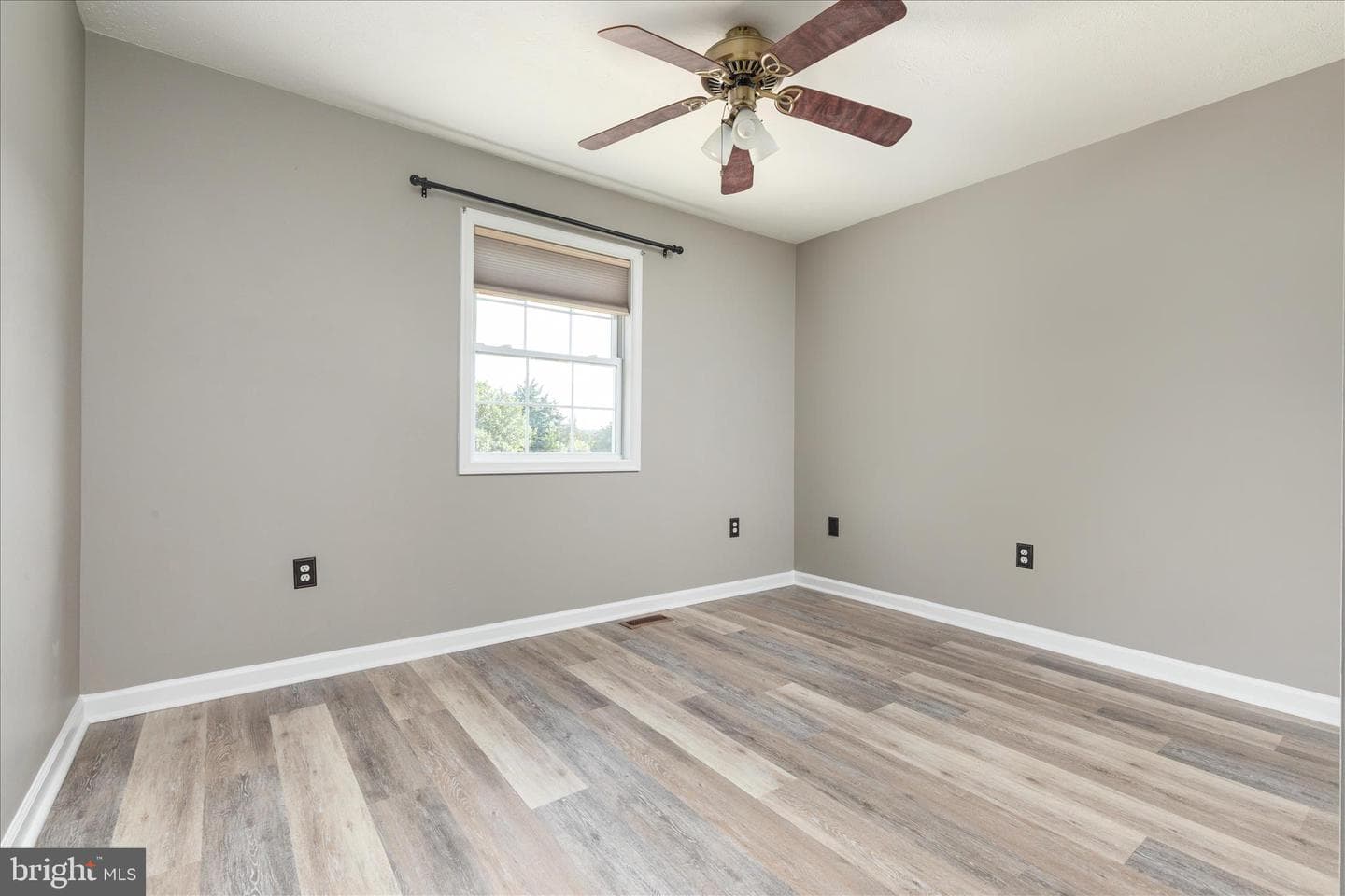 312 Southern Drive photo 13