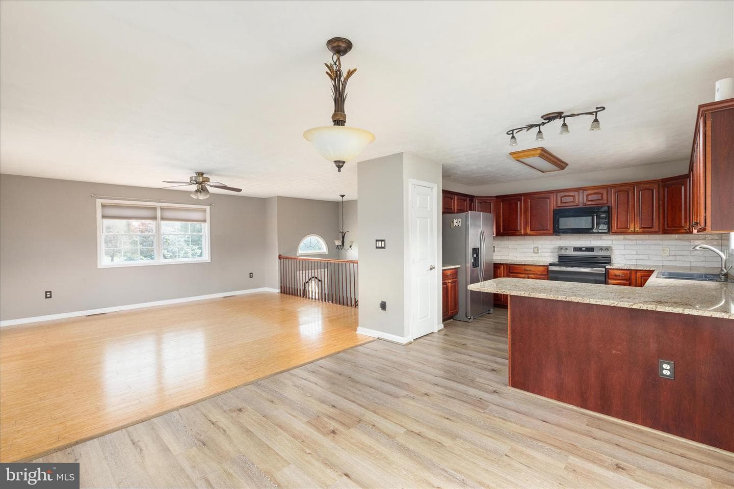 312 Southern Drive photo 7