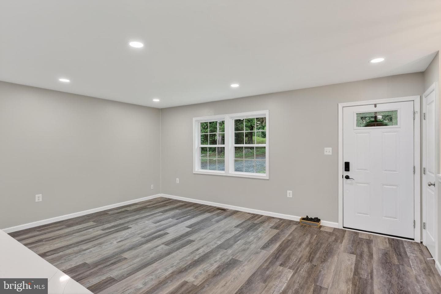 638 Apple Orchard Drive photo 23