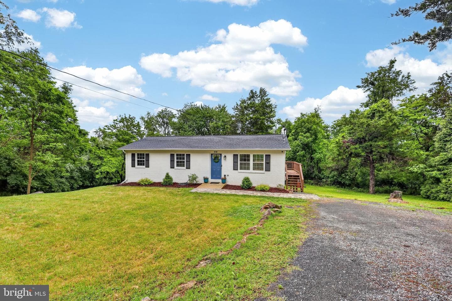 638 Apple Orchard Drive photo 3