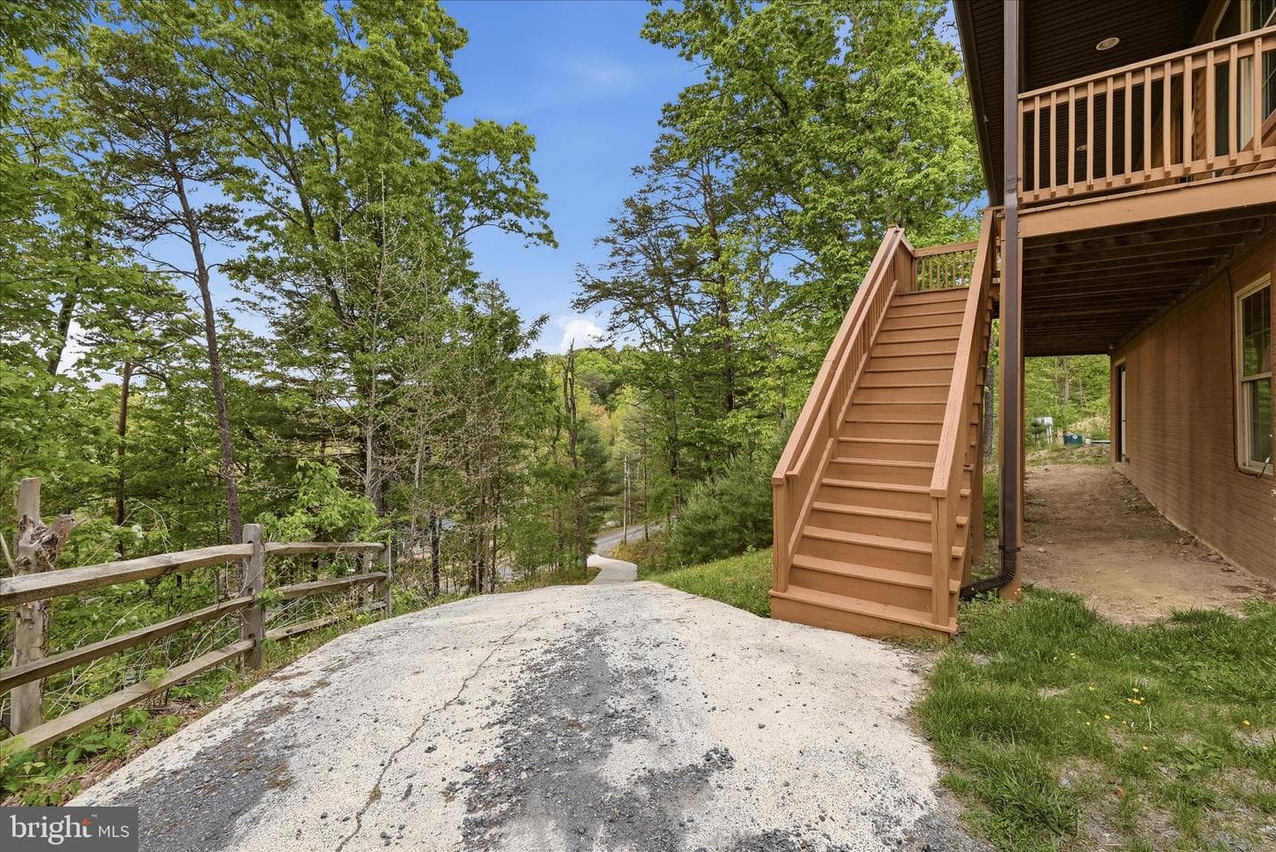 142 Spring Hollow Road photo 2