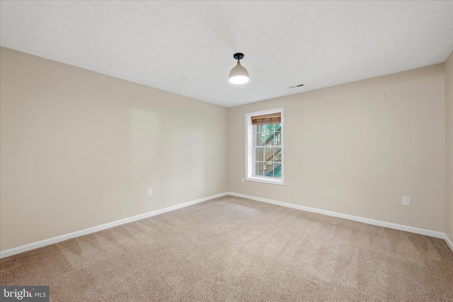 142 Spring Hollow Road photo 33