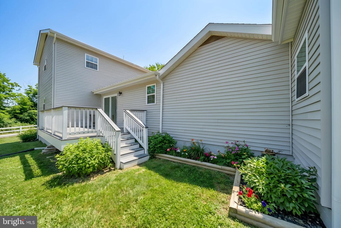 671 Pine Ridge Drive photo 10