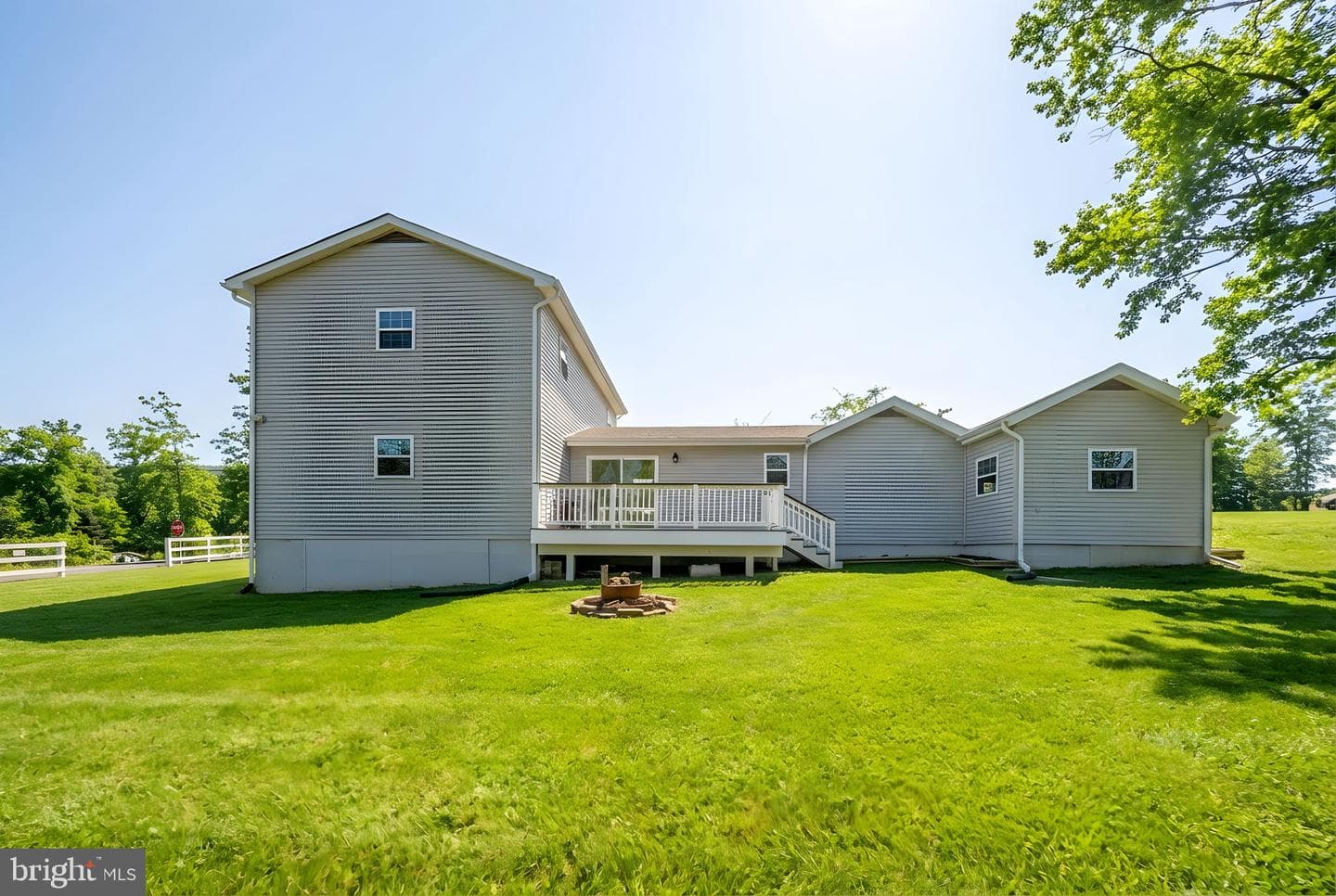671 Pine Ridge Drive photo 11