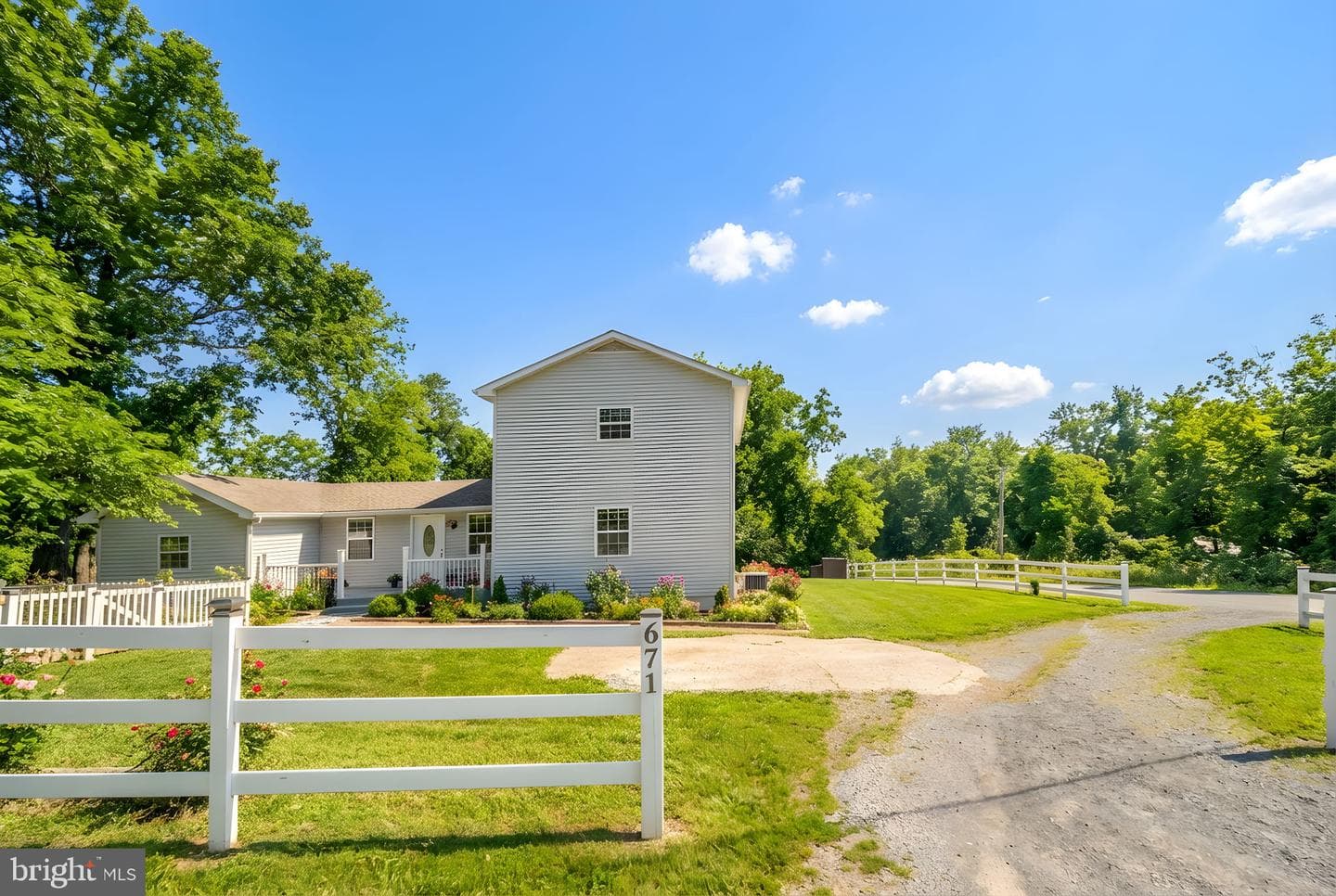 671 Pine Ridge Drive photo 18