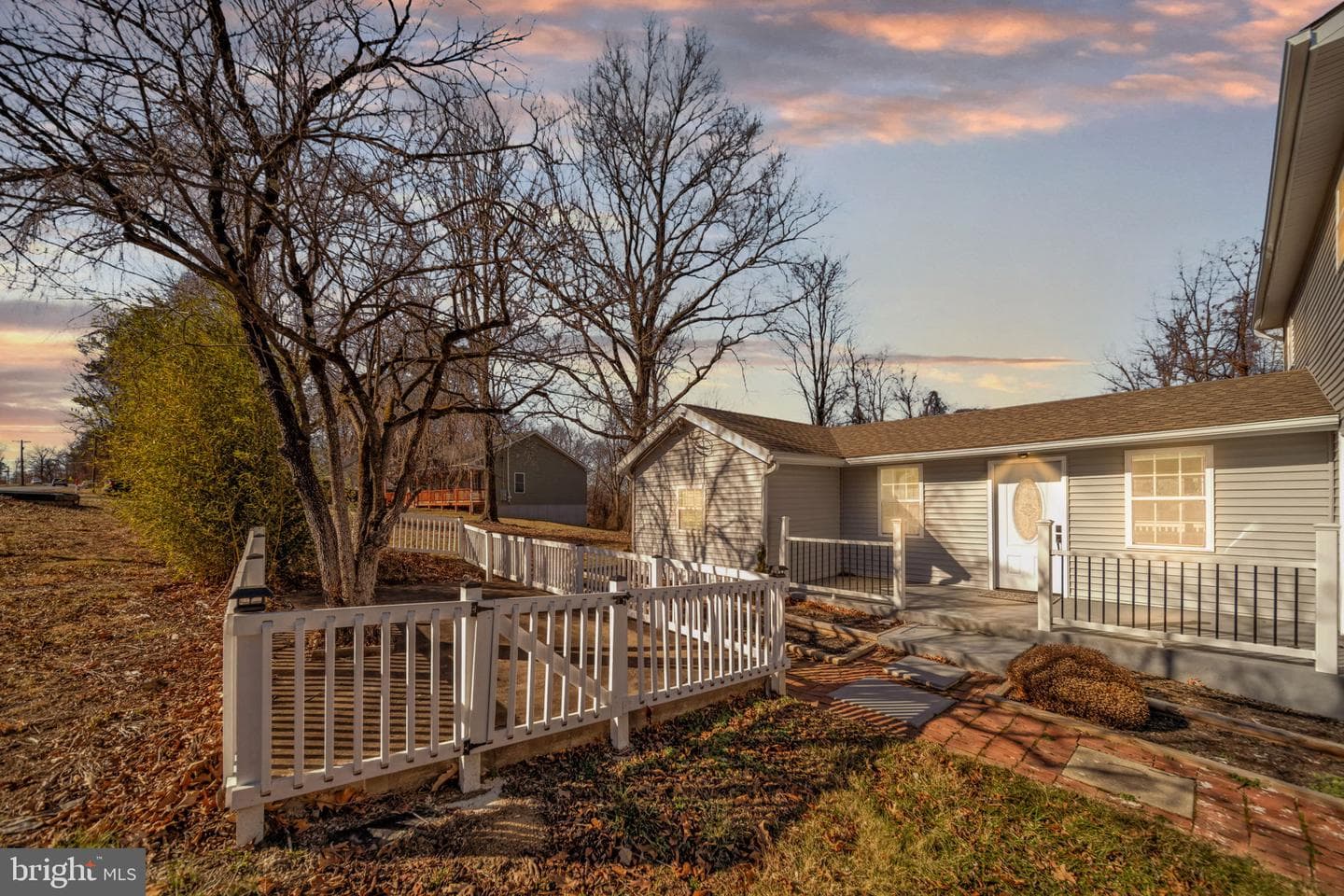 671 Pine Ridge Drive photo 19