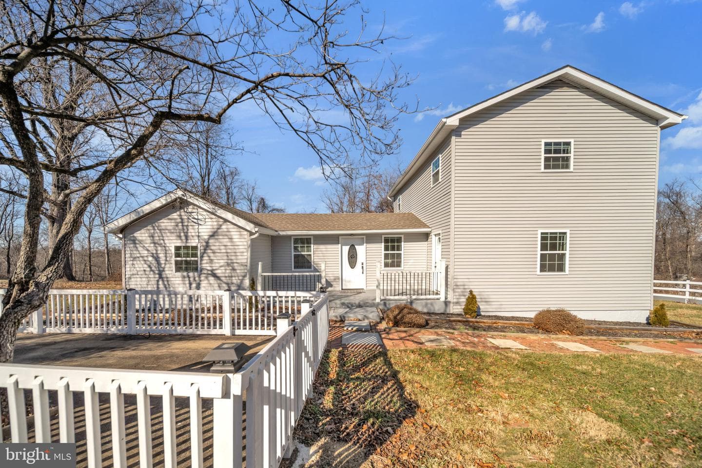 671 Pine Ridge Drive photo 32