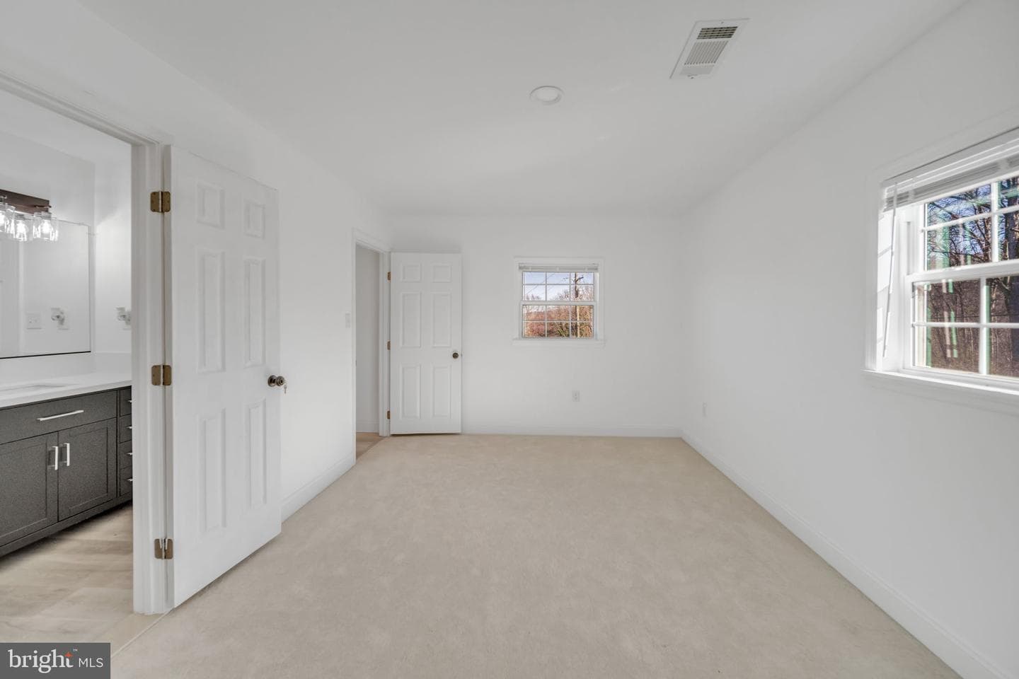 671 Pine Ridge Drive photo 41