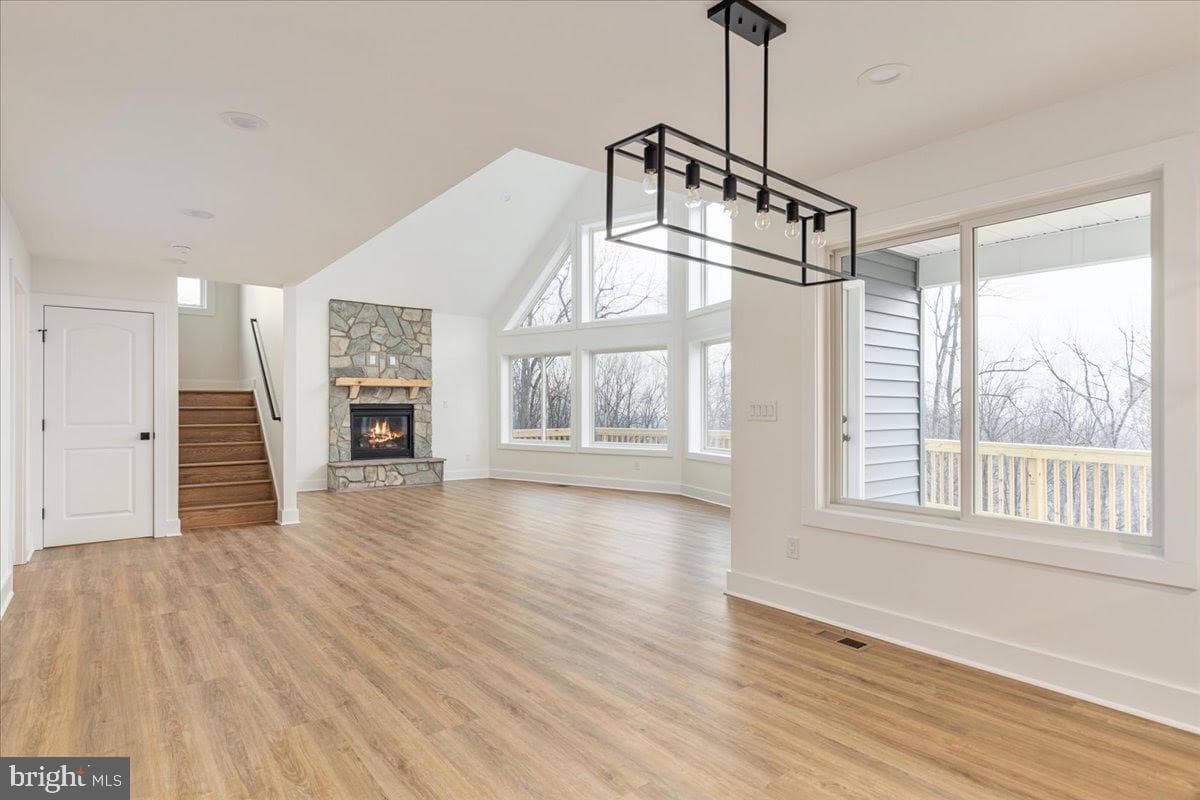 240 Ehlers Drive photo 6