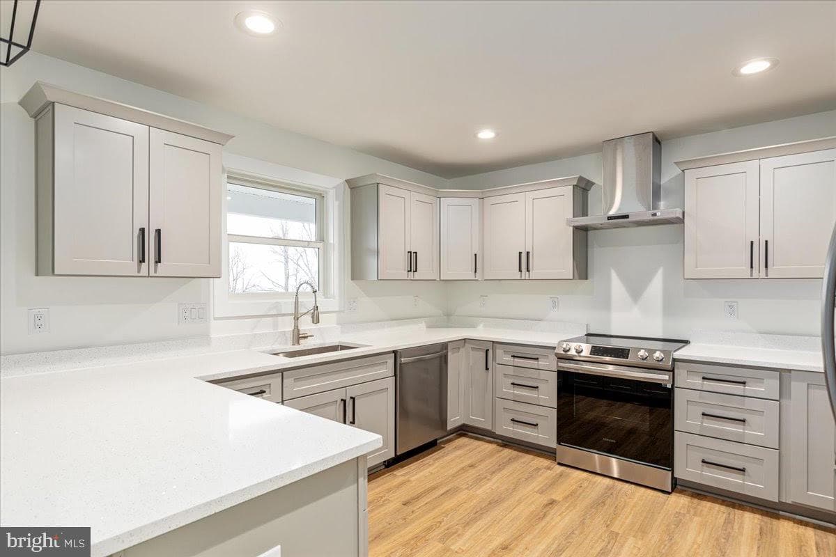 240 Ehlers Drive photo 8