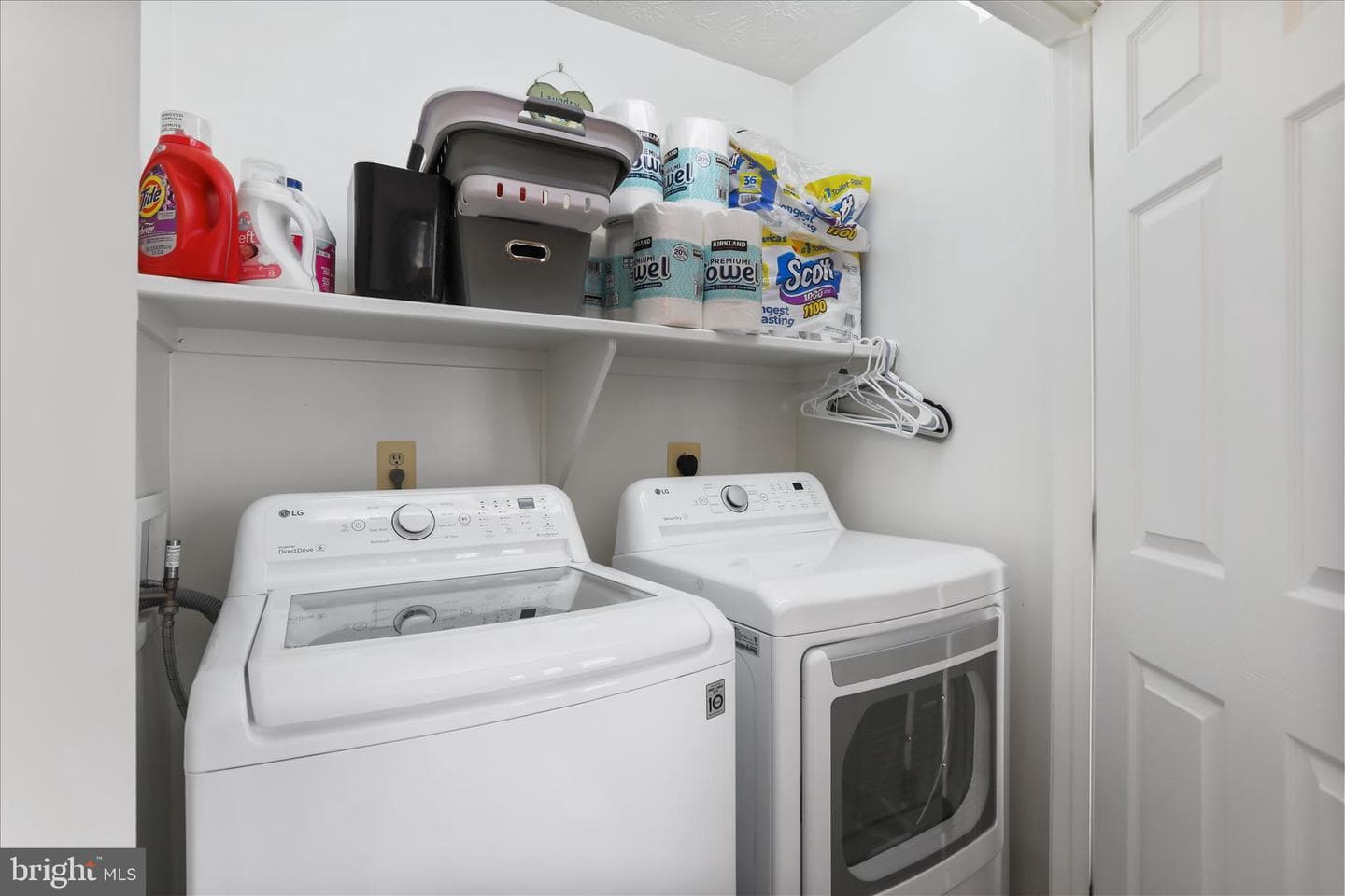 573 Lewis Street photo 12