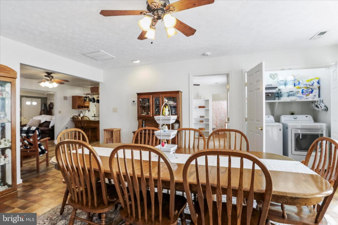573 Lewis Street photo 13