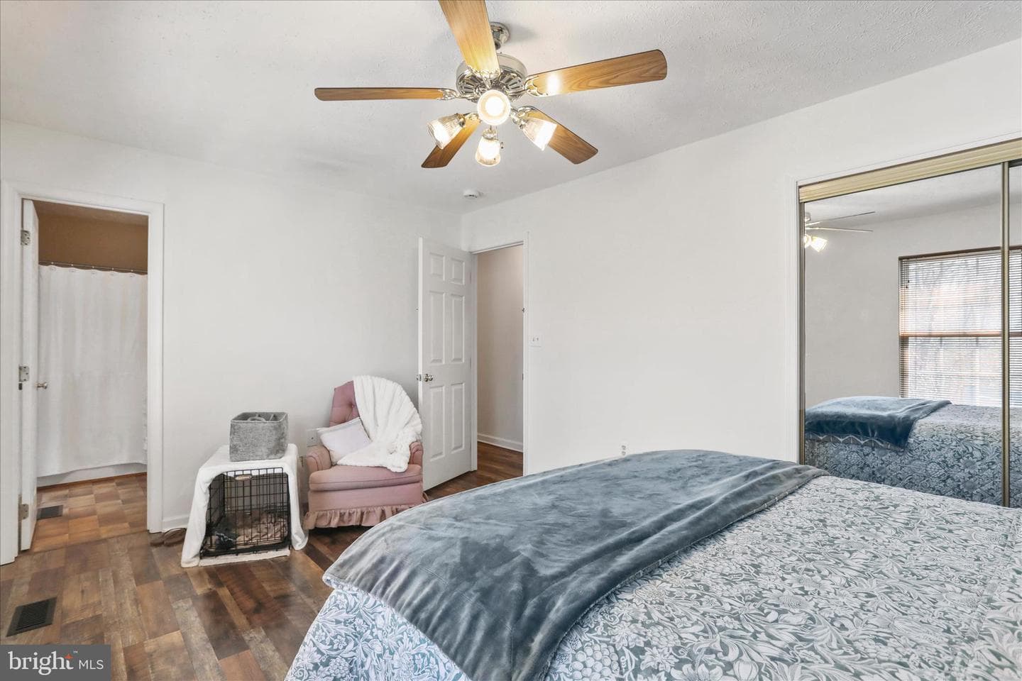 573 Lewis Street photo 22